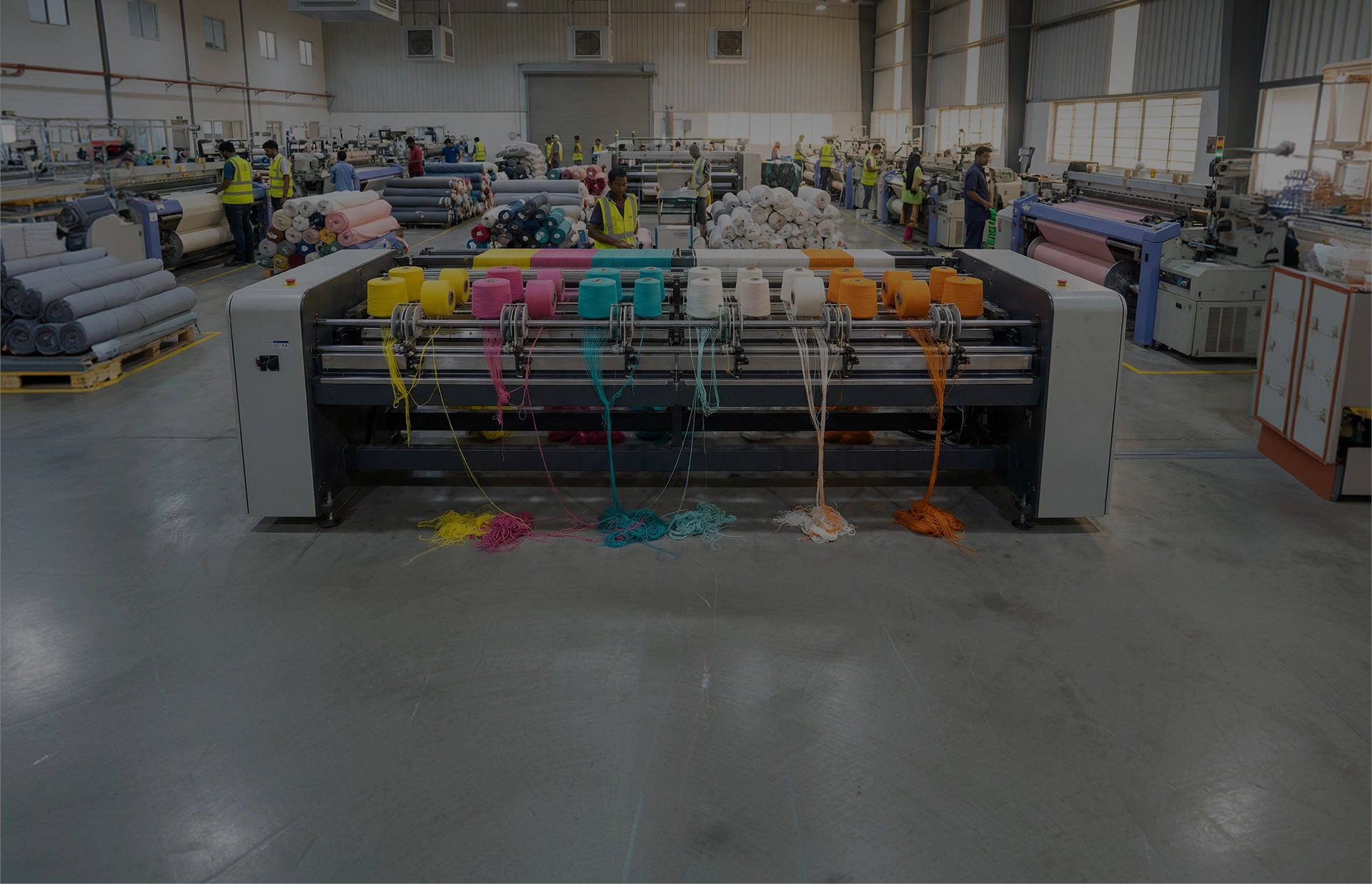 Textile plant with cooling units